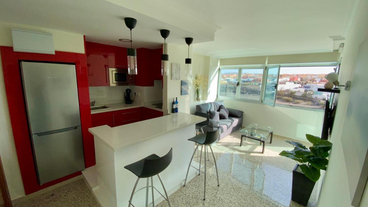 Apartamento Frente Al Mar Con Gran Terraza Y Hermosas Vistas *